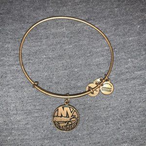 COPY - NWT Alex and Ani NY Islanders bracelet NWT